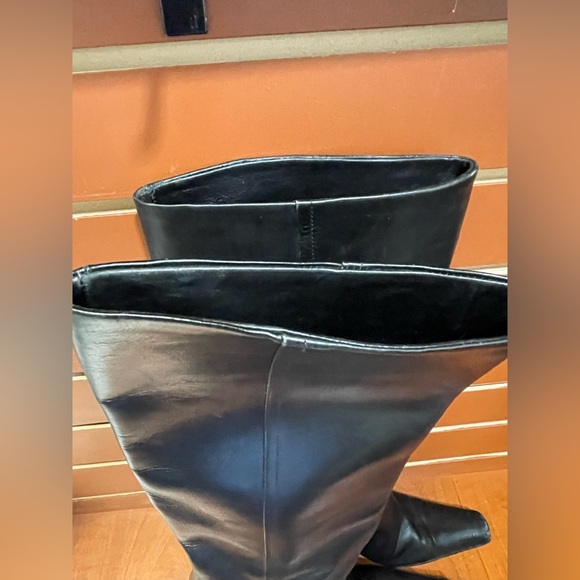 Vero Cuoio Black Ankle Boots - Picture 5 of 11